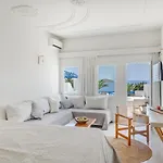Faros Hotel