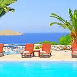 Hotell Faros 4*
