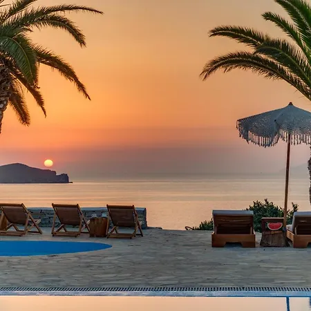 Faros Ξενοδοχείο 4*