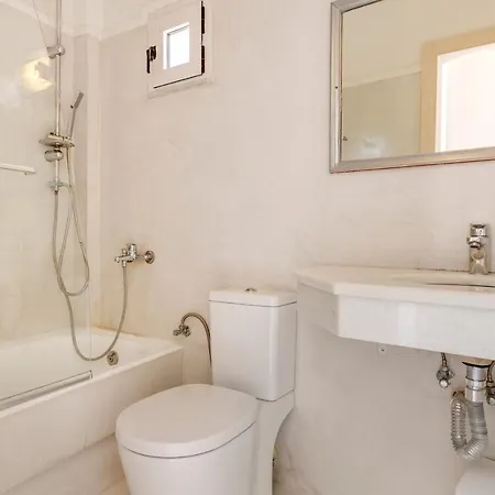 Hotell Faros 4*