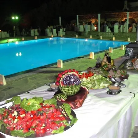 Hotel Faros Azolimnos