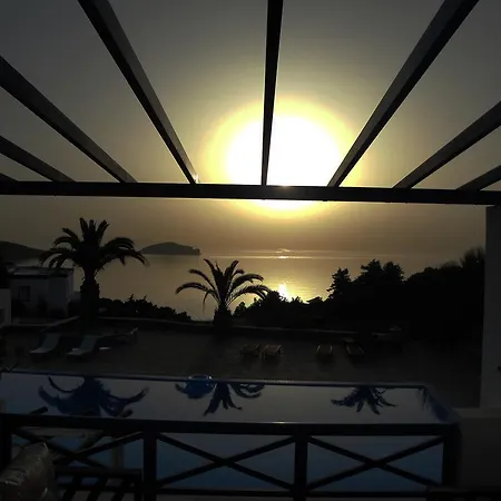 Hotel Faros Azolimnos