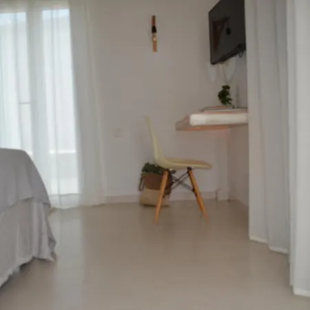 Hotel Faros Azolimnos