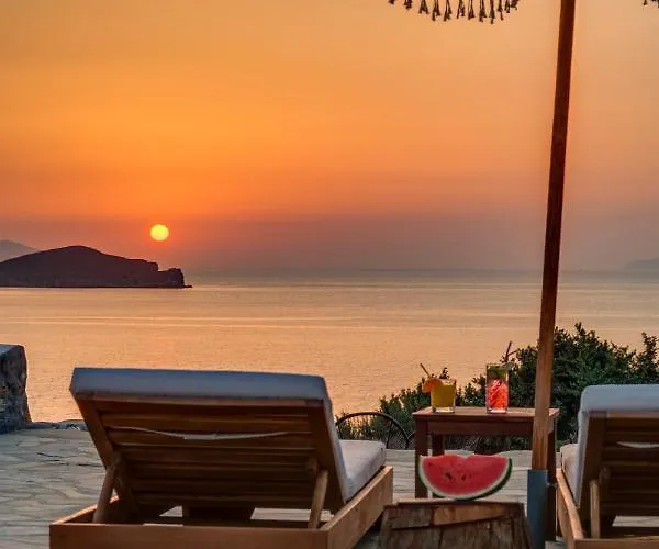 Ξενοδοχείο Faros 4*