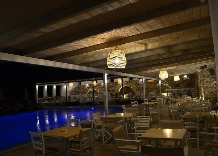 Ξενοδοχείο Faros 4*